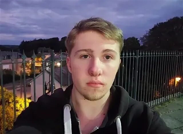 21 y o