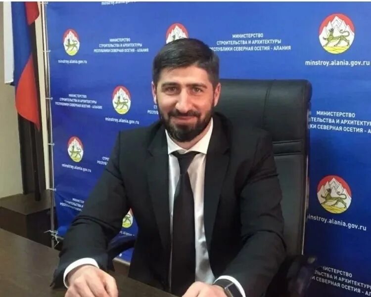 Зам министра строительства северной осетии. Министр образования рсо-алания 2022. Тамерлан гогичаев. Министр рсо. Министр рсо.