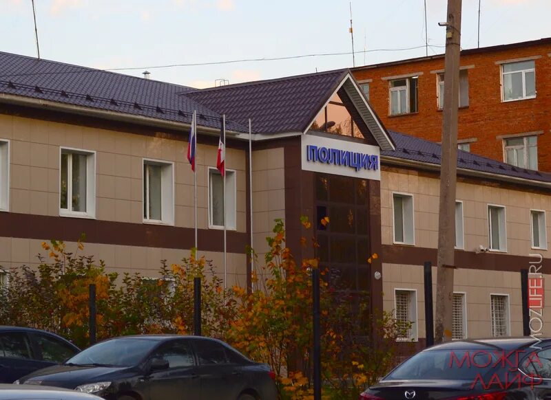 дпс макарьев. старая здание полиции в можге. полиция можга фото. гибдд островского сотрудники. можга полиция.