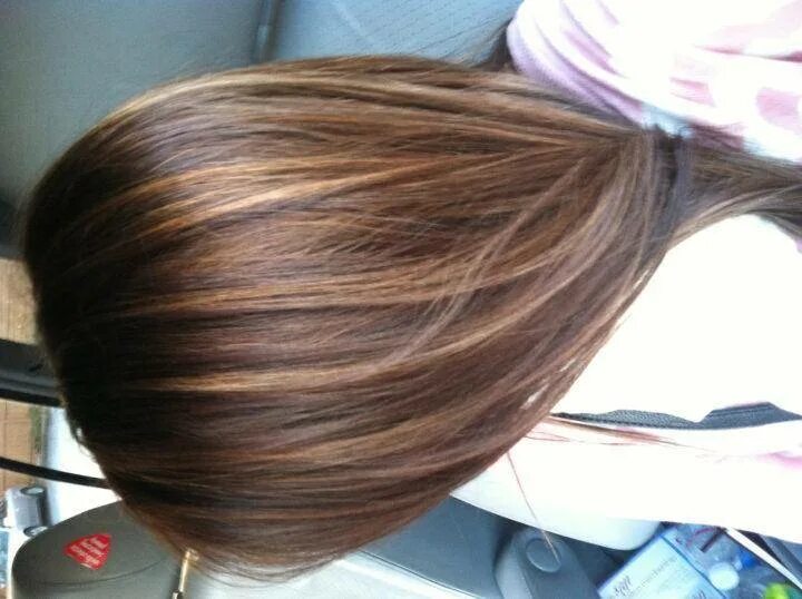 Мелирование на тёмные крашеные волосы. Мелирование темных волос темной краской. Мелкое мелирование на темные волосы. Мелирование на чёрные крашеные волосы. Неудачное мелирование на темные волосы.