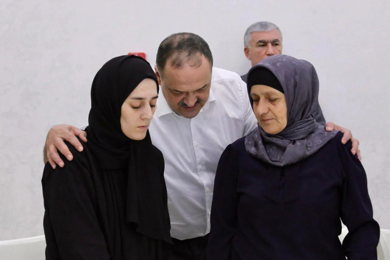 жена меликова дагестан