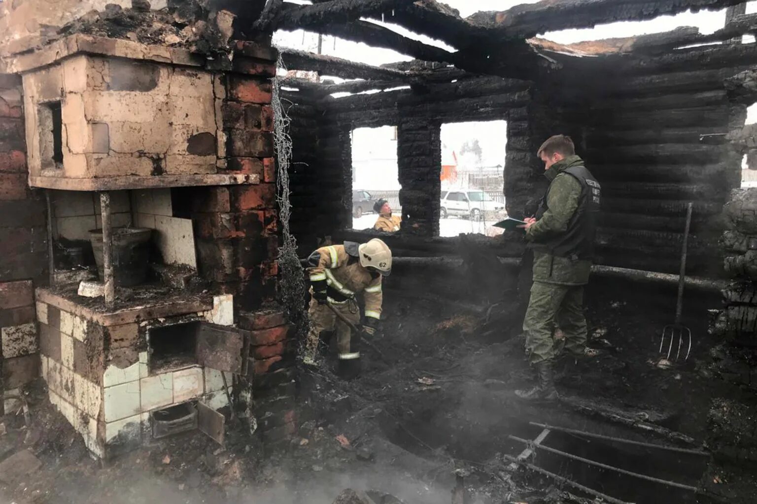 Шагол сгорел. Пожар в Коченевском районе Новосибирской области. Пожар в Новомихайловке. Дом горит.