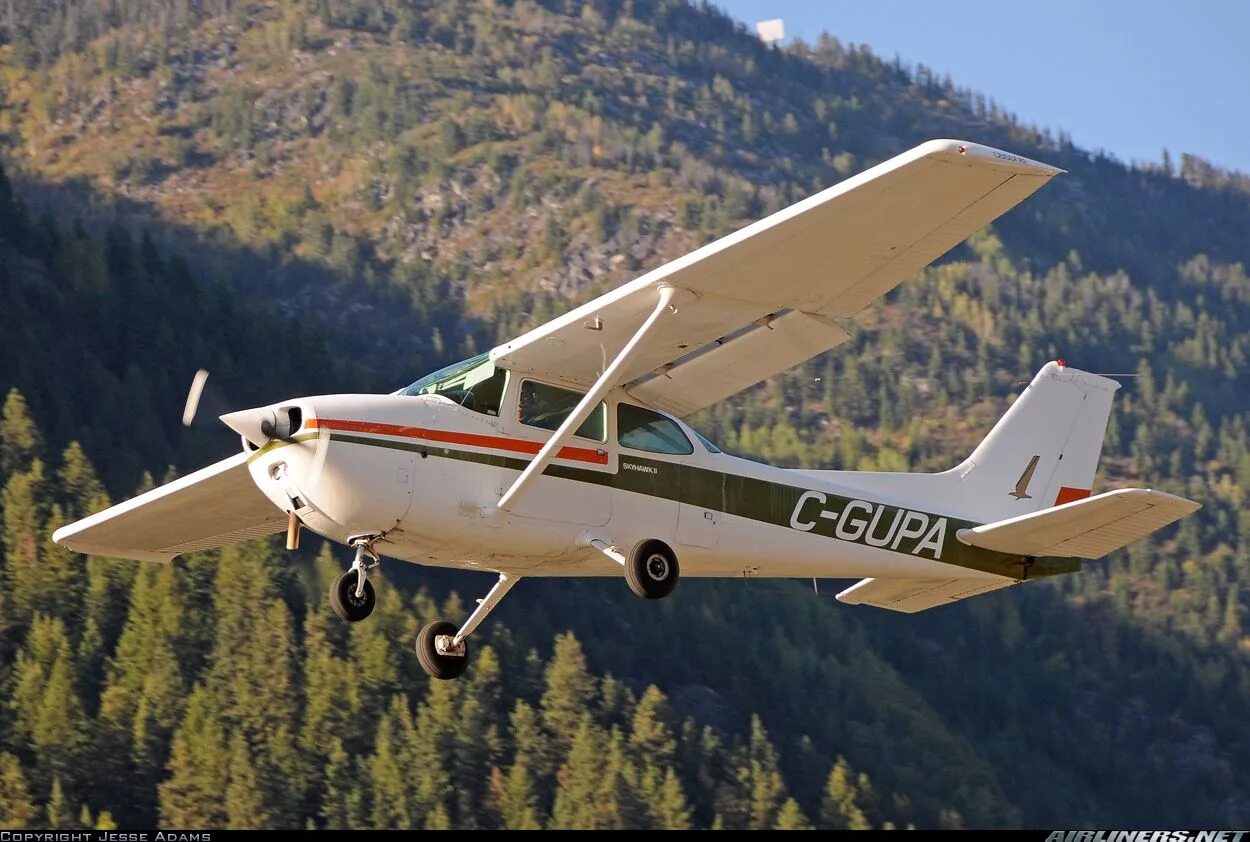 Легкомоторный самолет Cessna 172. Сесна 172. Cessna 172 гидроплан. Cessna самолёты Cessna.