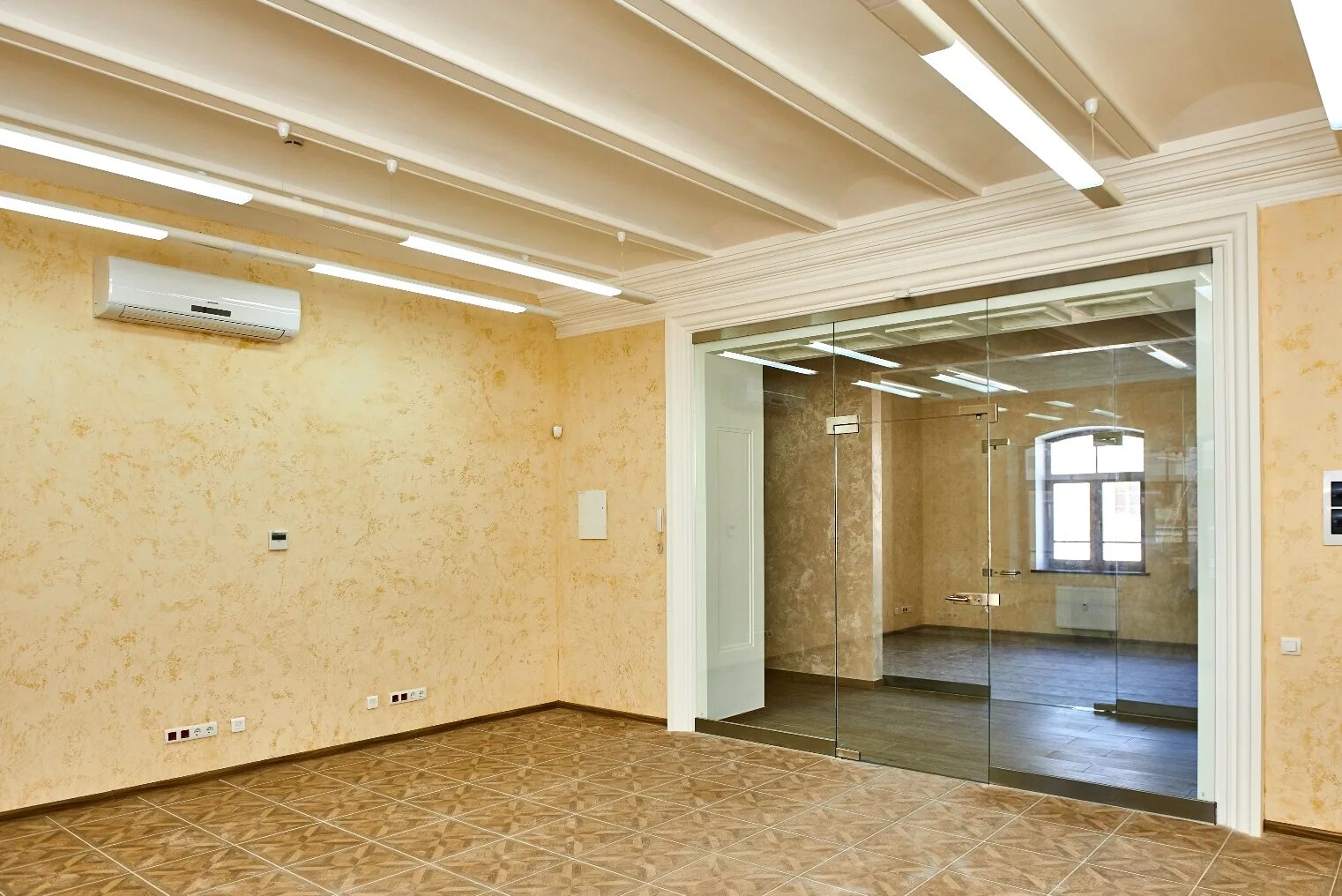 Космонавтов, д. Коммерческая недвижимость. Пассаж петропавловская 57. Восстания 16 пермь. Помещение пермь.