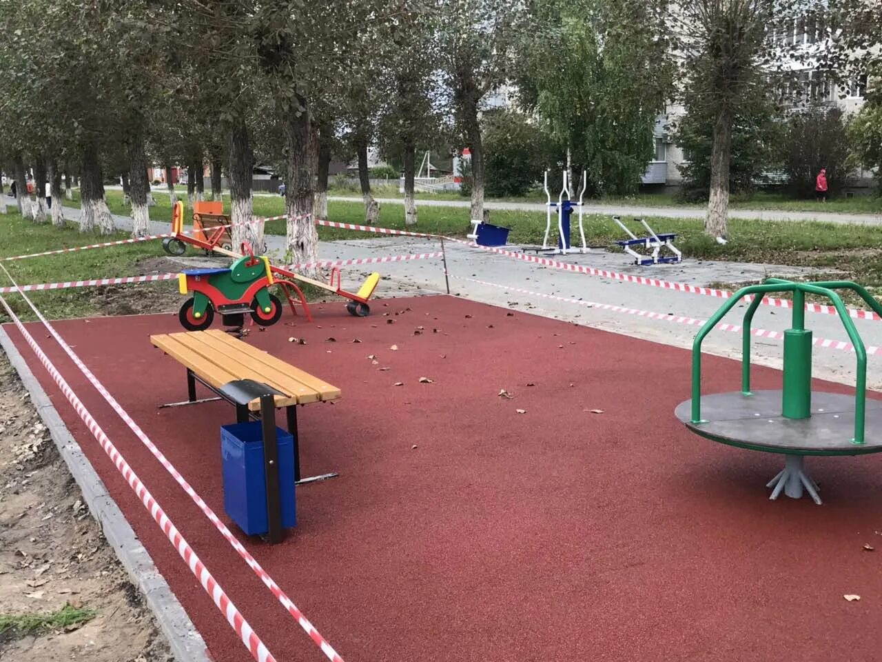 Верхняя тавда свердловская область гостиница. Кирова 128 тавда. Тавда кирова 118. Памятники киров улица. Аллея кирова тавда.