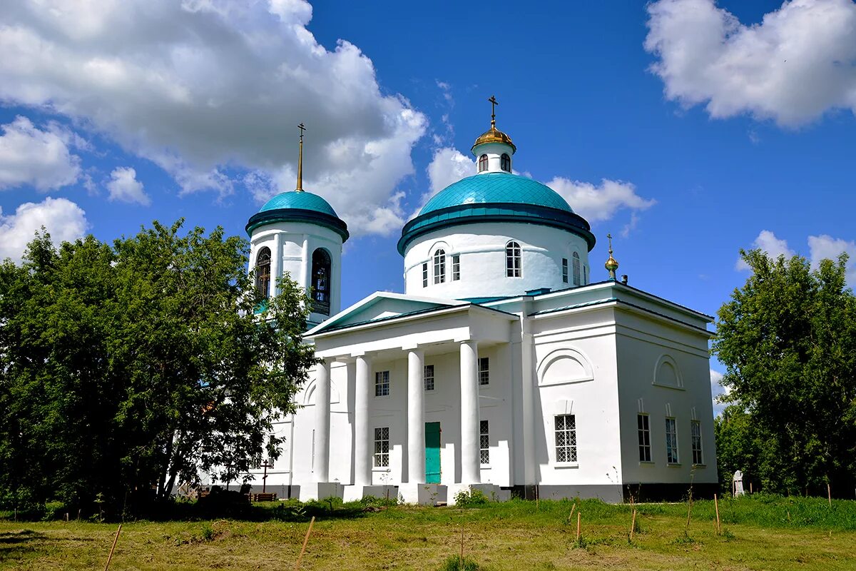 Усть миасское курганская область храм. Храмы в усть миасском в курганской области. Храм усть миасское каргапольского района. Усть миасское храм. Храм усть миасское каргапольского района.