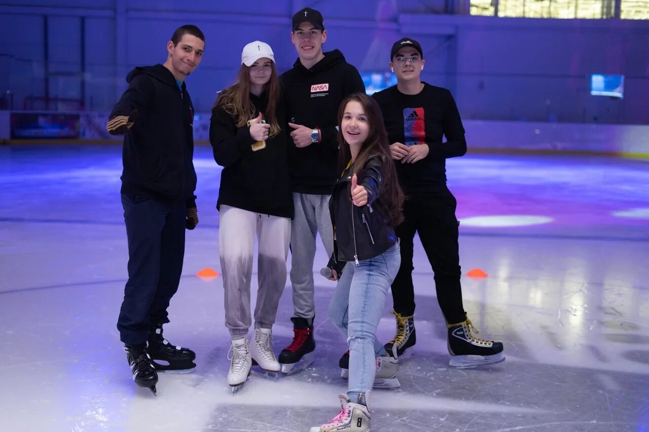 Арена плей на ботанической улице. Ключи телецентра арена. Arena play ботаническая. Каток арена плей. Крытый каток в москве.