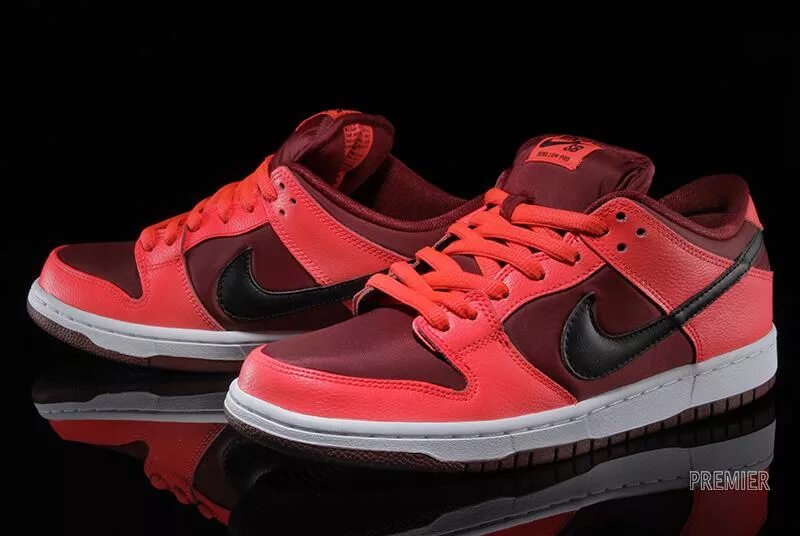 Nike SB Dunk Low Red. Nike SB Dunk Low Pro Crimson. Nike SB Dunk Low Crimson. Nike Dunk Low Team Red.