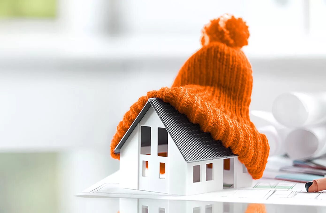 Теплый и сухой дом. Теплоизоляция дома в разрезе. Летние и зимние жилища. Инженерные коммуникации в частном доме. Тёплый дом.