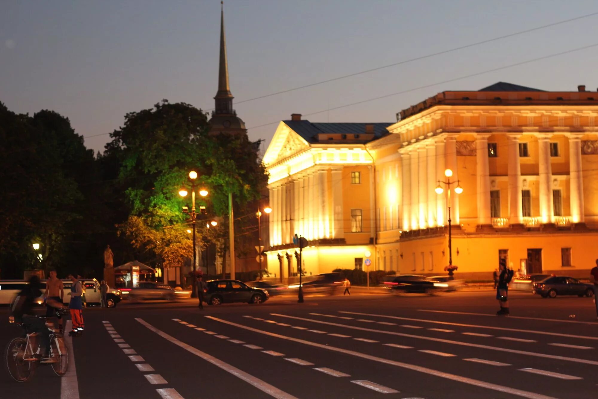 Адмиралтейский проспект Санкт-Петербург. Адмиралтейский проспект. Адмиралтейство фото.