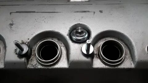 Болты под клапанную крышку
