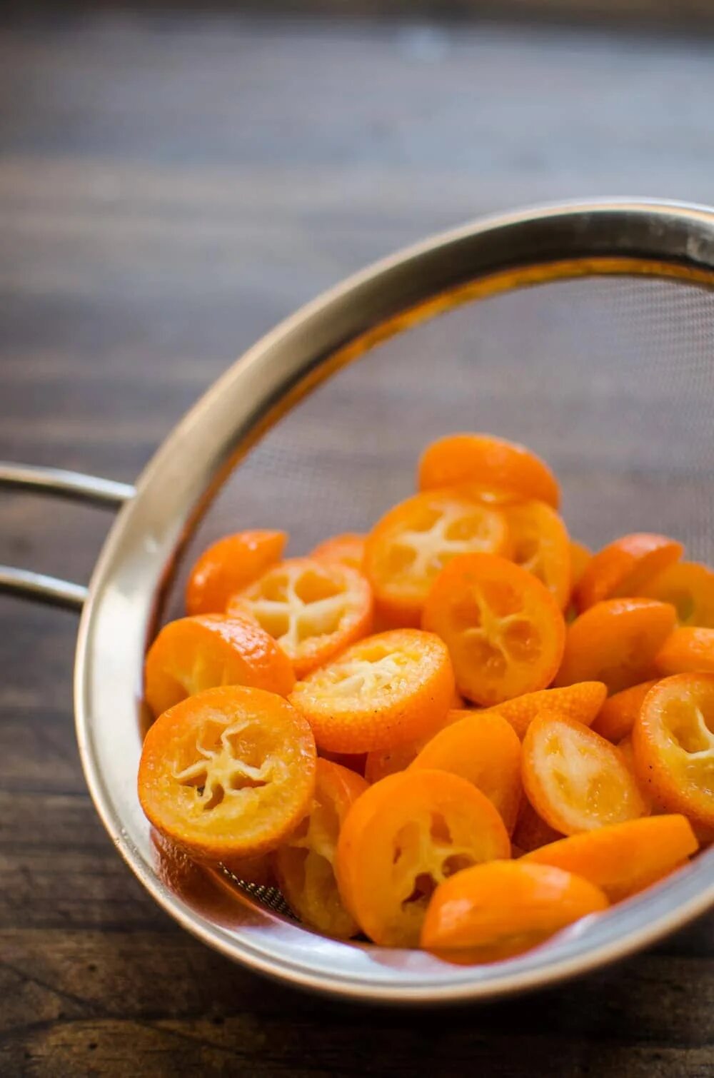 Карамелизированный кумкват. Кумкват варенье. Кумкват рецепты. Кумкват. Томат черный кумкват.