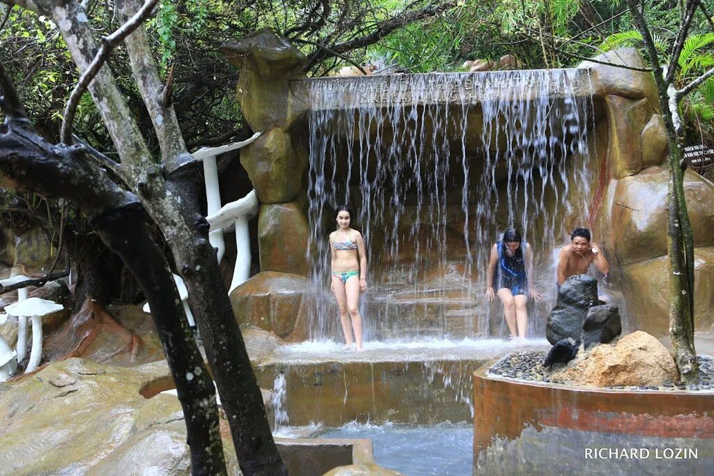 горячие источники и грязелечебница тхап ба. термальные источники тхап ба. нячанг грязевые. нячанг грязевые. горячие источники вьетнама нячанг.