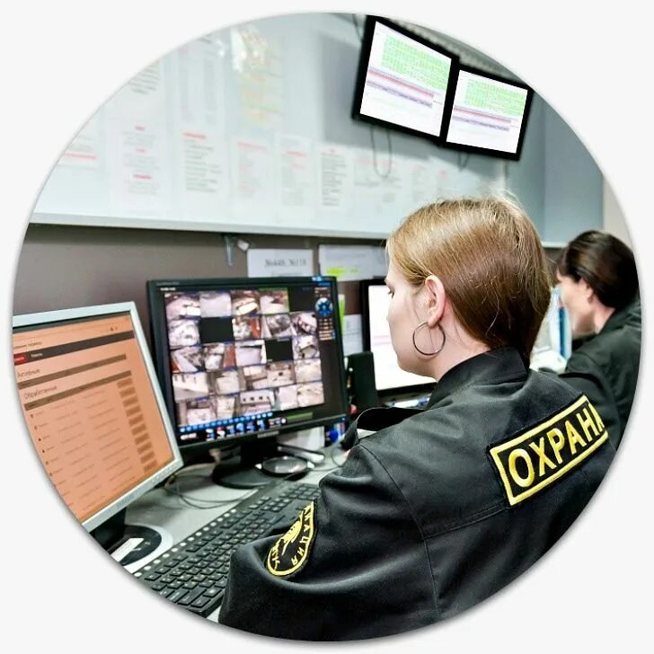 охрана видеонаблюдение. оператор видеонаблюдения. видеонаблюдение и охранные системы. станция мониторинга пультовая охрана. мониторы наблюдения.