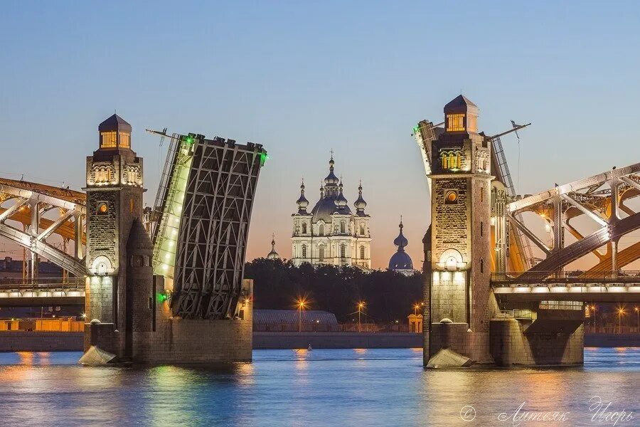 Прогулка по мостам санкт петербурга. Разводные мосты в санкт-петербурге большеохтинский. большеохтинский мост разводной. мост петра великого большеохтинский. смольный собор большеохтинский мост в санкт-петербурге.