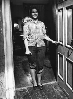 Styuardessa eshagida porno