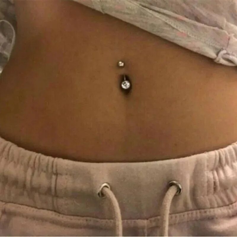 Где можно проколоть пупок. Украшение для пирсинга пупка. Пирсинг пупка. Джессика альба проколола пупок. Где можно проколоть пупок.