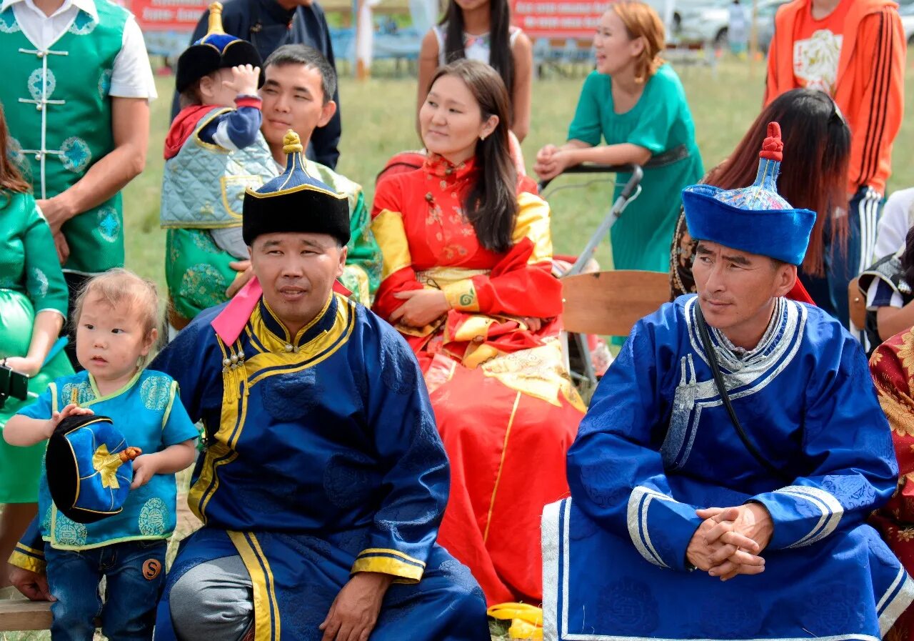 Республика тыва люди. Тувинцы. Тыва куда. Тыва куда. Тыва народ.