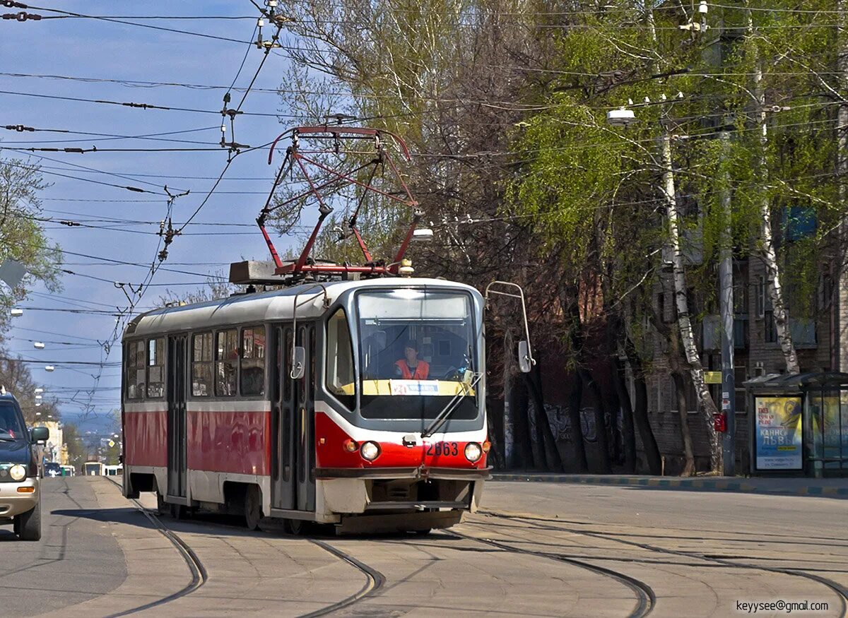 9 маршрут трамвая нижний. Tatra t3su КВР ТРЗ. Tatra t3 Нижний Новгород. Трамвай Татра Нижний Новгород. Трамвай Tatra t3 в Нижнем Новгороде.