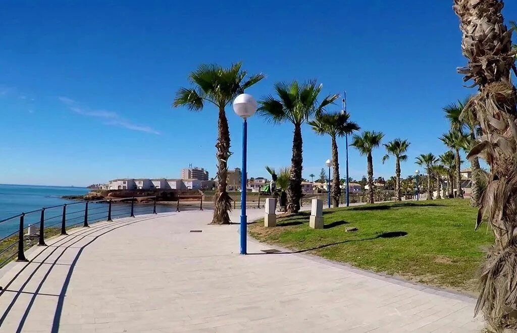 валенсия испания набережная. променад аликанте. набережная пасео маритимо. набережная аликанте испания. городская набережная барселона.