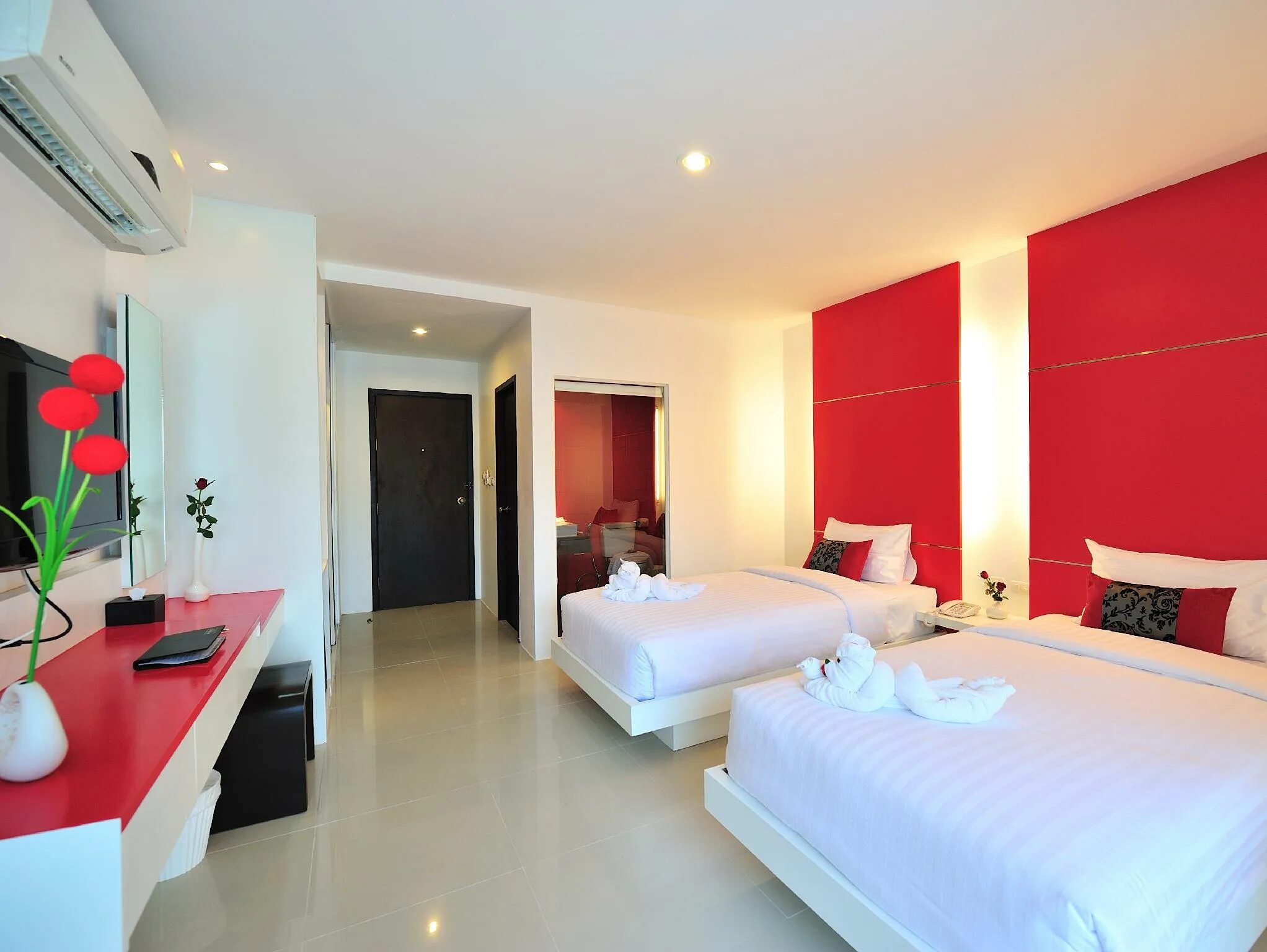 Alfresco phuket 3. Alfresco phuket 3. Sparo магазин. Alfresco phuket 3. Тайланд отель комната.