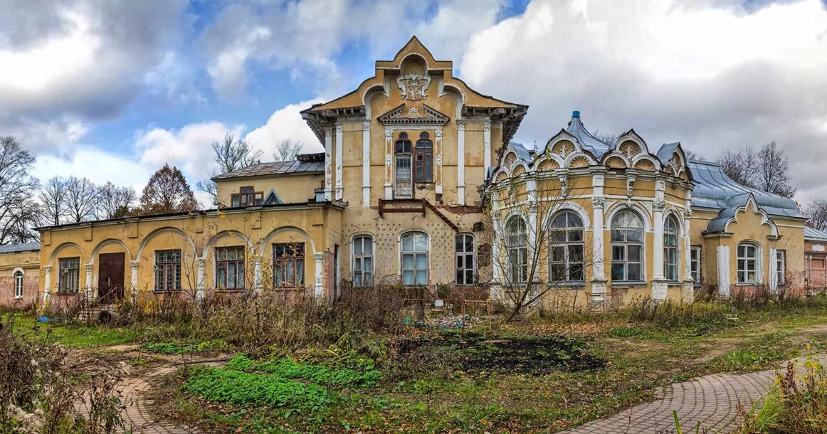 Дом лианозово. Усадьба Лианозово. Усадьба Алтуфьево Лианозово. Господский дом в Алтуфьево. Парк усадьба Алтуфьево господский дом.