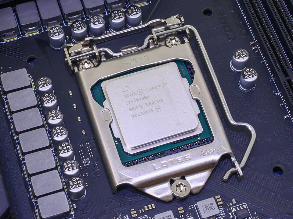 Установка процессора intel core. Core i7 10700f. intel core i3 сокет. intel core i7-10700f. cpu intel core i7-10700.