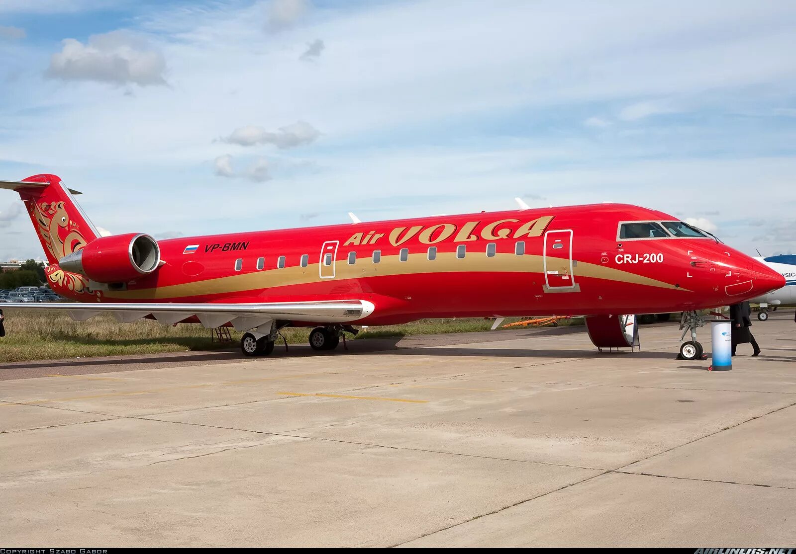 Mitsubishi CRJ-200er Rusline. Самолёт Bombardier CRJ-200. Mitsubishi CRJ 200. Mitsubishi самолет CRJ 100. Самолет canadair crj 200