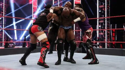 Monday night raw на русском