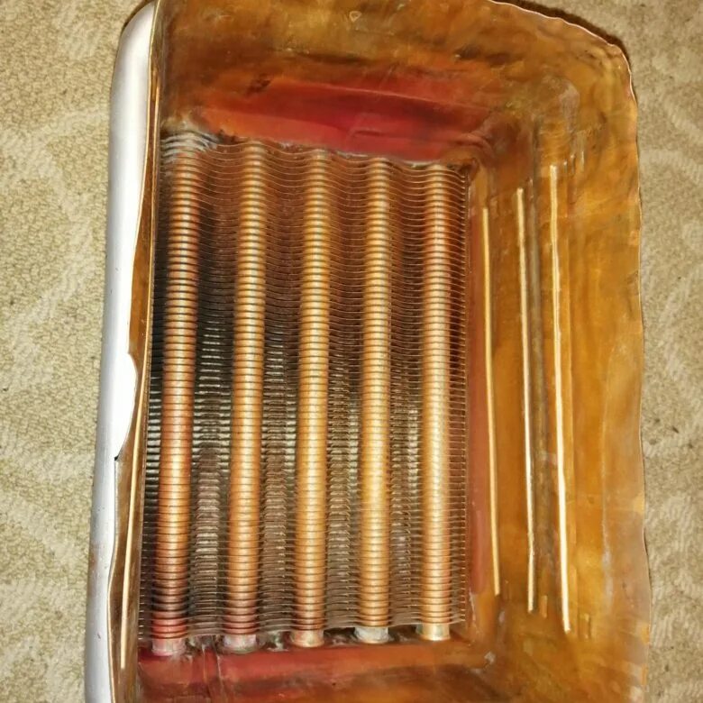 Теплообменник на мора топ vega 13. Теплообменник радиатор газовой колонки mora vega-10 заводской код st90367. Теплообменник газовой колонки mora top. Теплообменник 90457. Mora-top 5106.