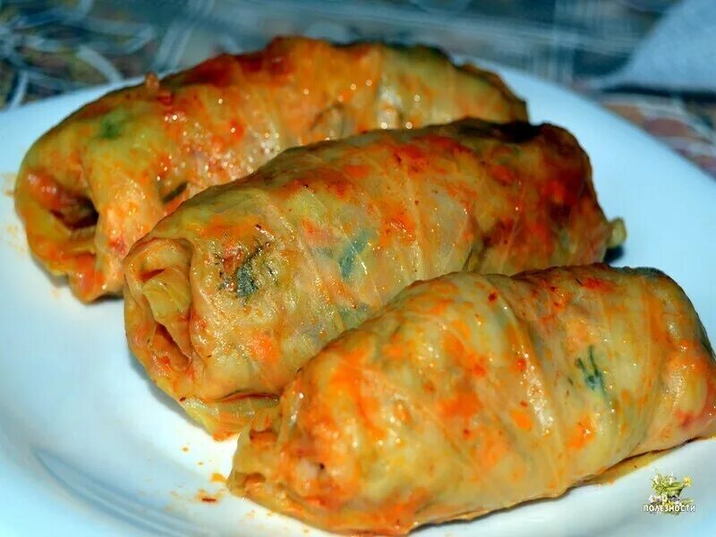 Голубцы из свежей капусты в духовке. Голубцы в мультиварке в сметанном соусе. Видео пошаговое приготовление голубцов. Голубцы овощные. Голубцы.