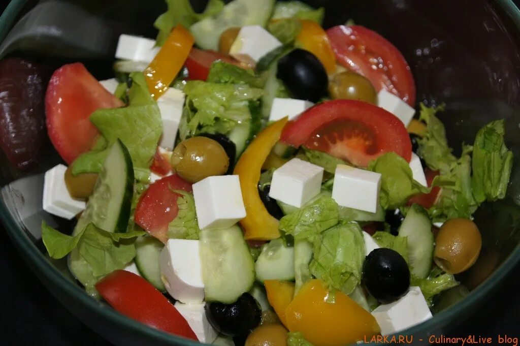 салат помидоры огурцы фетакса. салат греческий с курицей классический. греческий с фетой. греческий салат без салата. греческий салат без салата.