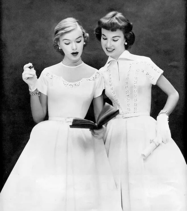 Полин Паркер. Джульет Хьюм и Полин Паркер. Мода 50 годов. 50е годы мода.