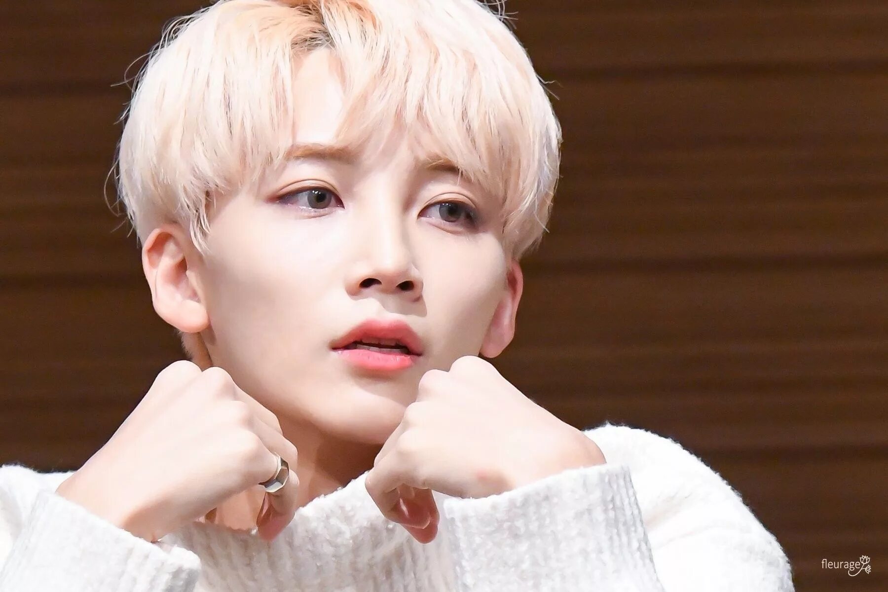 Jeonghan. Юн джонхан. Seventeen Чжонхан. Seventeen джонхан 2020. Джонхан севентин