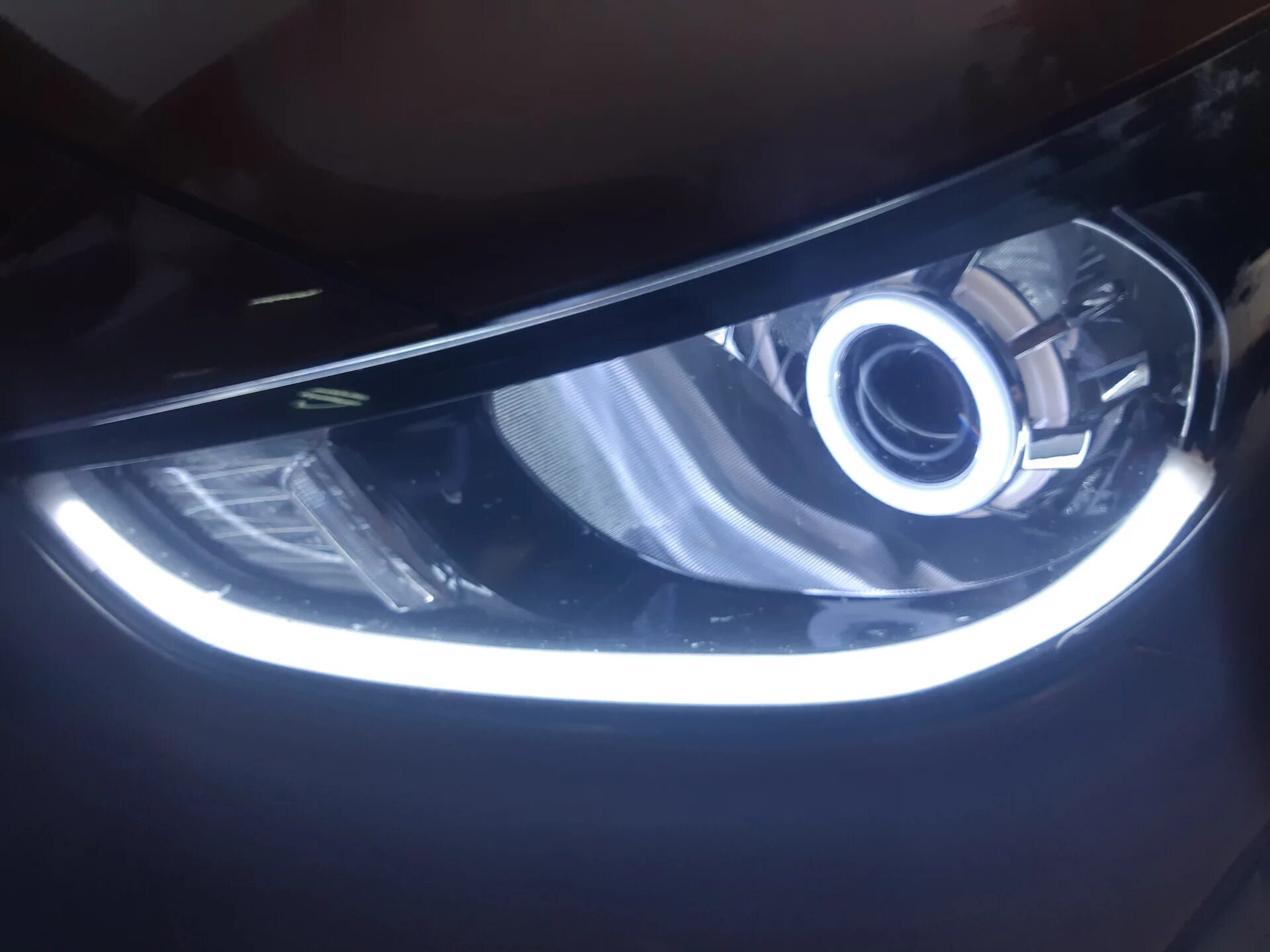Установка линз solaris. Hyundai solaris 2 фары биксенон. биксенон на солярис 2. линза под ксенон хендай солярис.