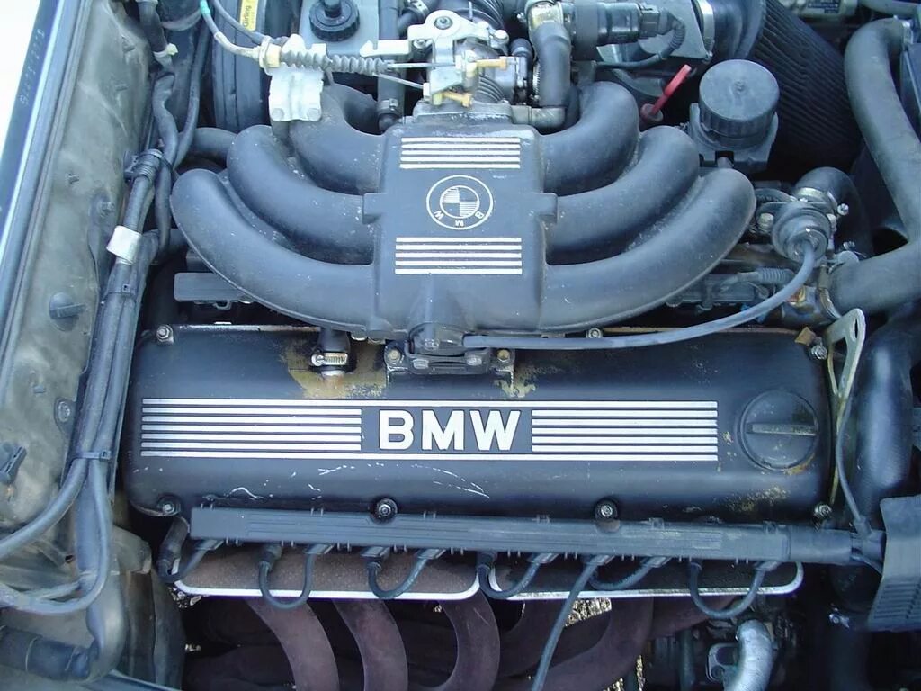Бмв е 34 мотор. BMW m20. Мотор м20 БМВ. BMW e34 двигатель м20. Двигатель БМВ е34 2.0.