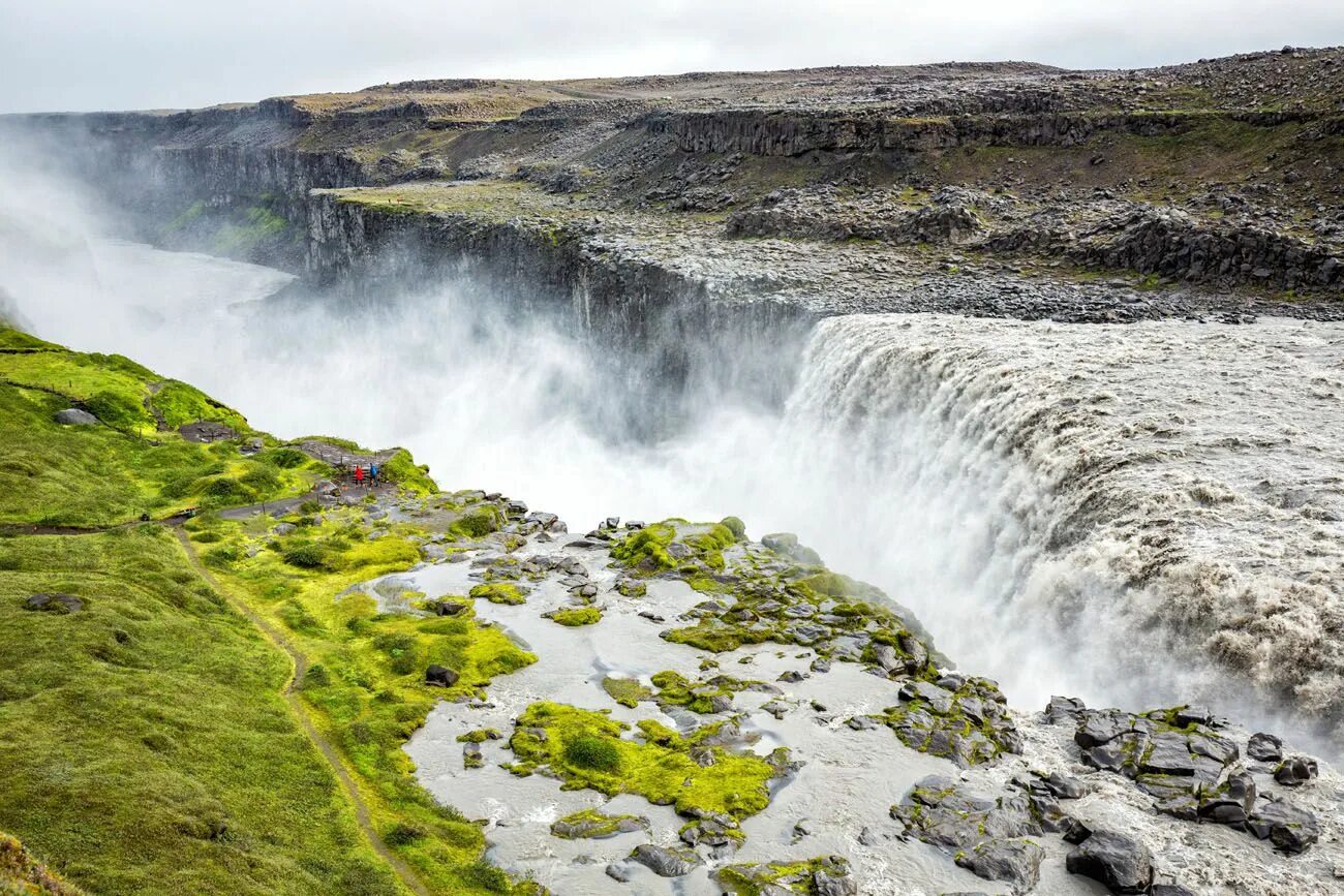 Водопад Dettifoss, Исландия. Исландский водопад Деттифосс. Водопад Деттифосс (Dettifoss),. Деттифосс — самый мощный водопад Европы. Большой водопад в европе