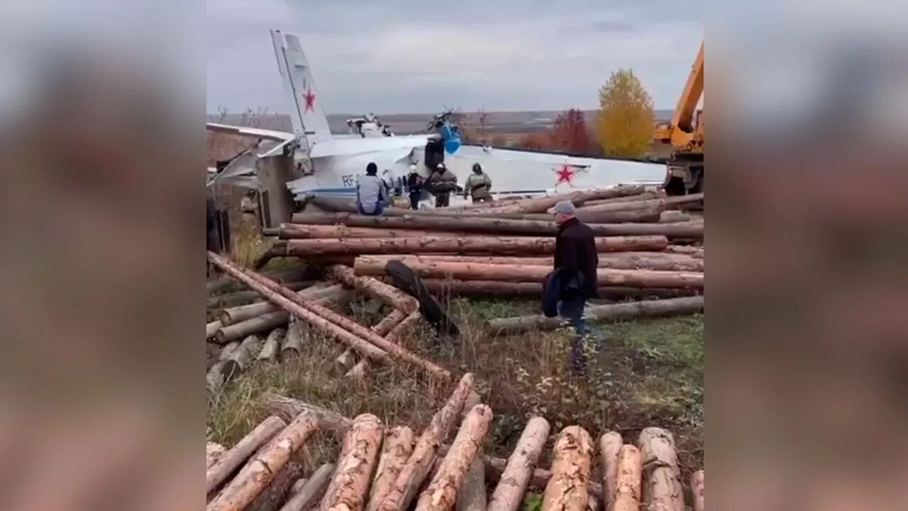 Упавший самолет список погибших. Катастрофа l-410 в Татарстане. Крушение самолёта l-410 10.10.2021. Катастрофа л410 в Мензелинске. Катастрофа l-410 под Мензелинском.