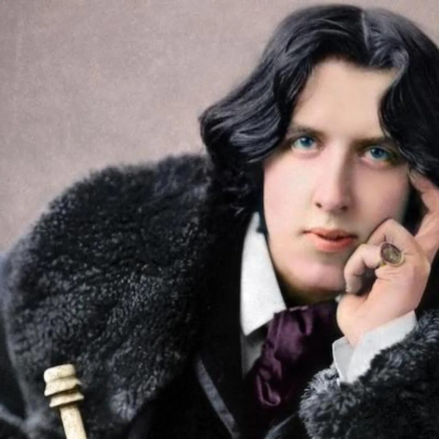 Писатель оскар. Оскар Уайльд (Oscar Wilde). Оскар Уайльд ирландский писатель. Oskard uayld. Оскар Уайльд Денди.