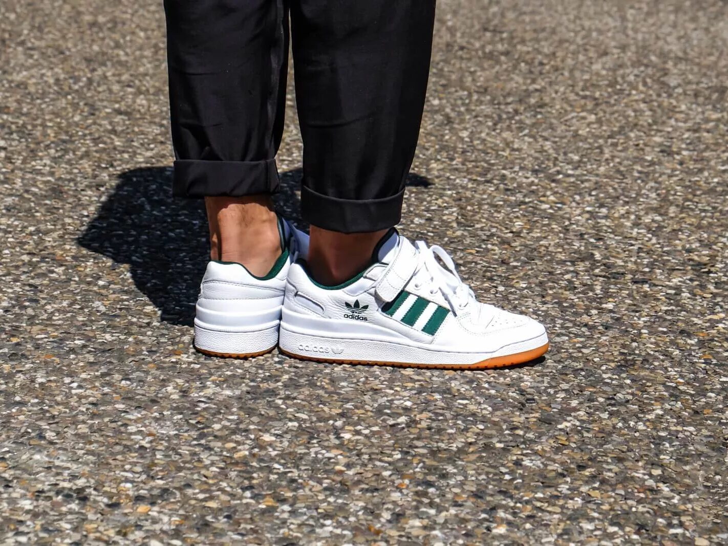 Adidas forum low серые. Adidas originals forum low white на ноге. Adidas iniki на ноге. Кроссовки adidas forum bold. Adidas forum low gw6130.