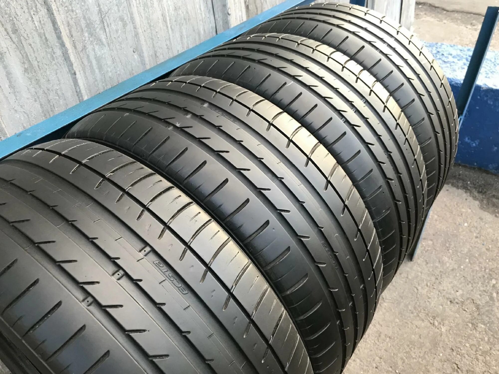 Kumho 245 45 18. Kumho 245/45 r18. Hankook 245 45 18. Kumho Ecsta 225/45 r18. Kumho r18 лето