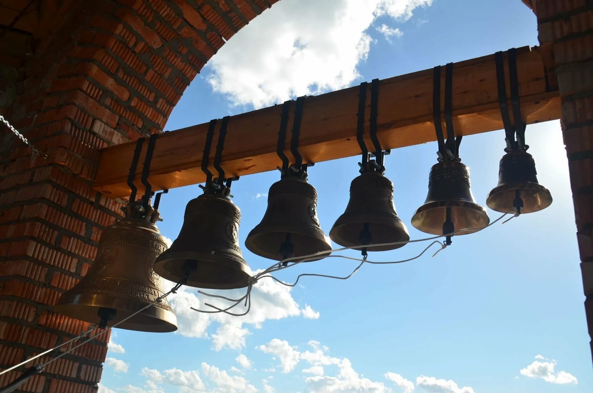 • Звонница (1603—1605. Звонницы и колокольни. Колокольная звонница. Колокольня Суздаль звонница.