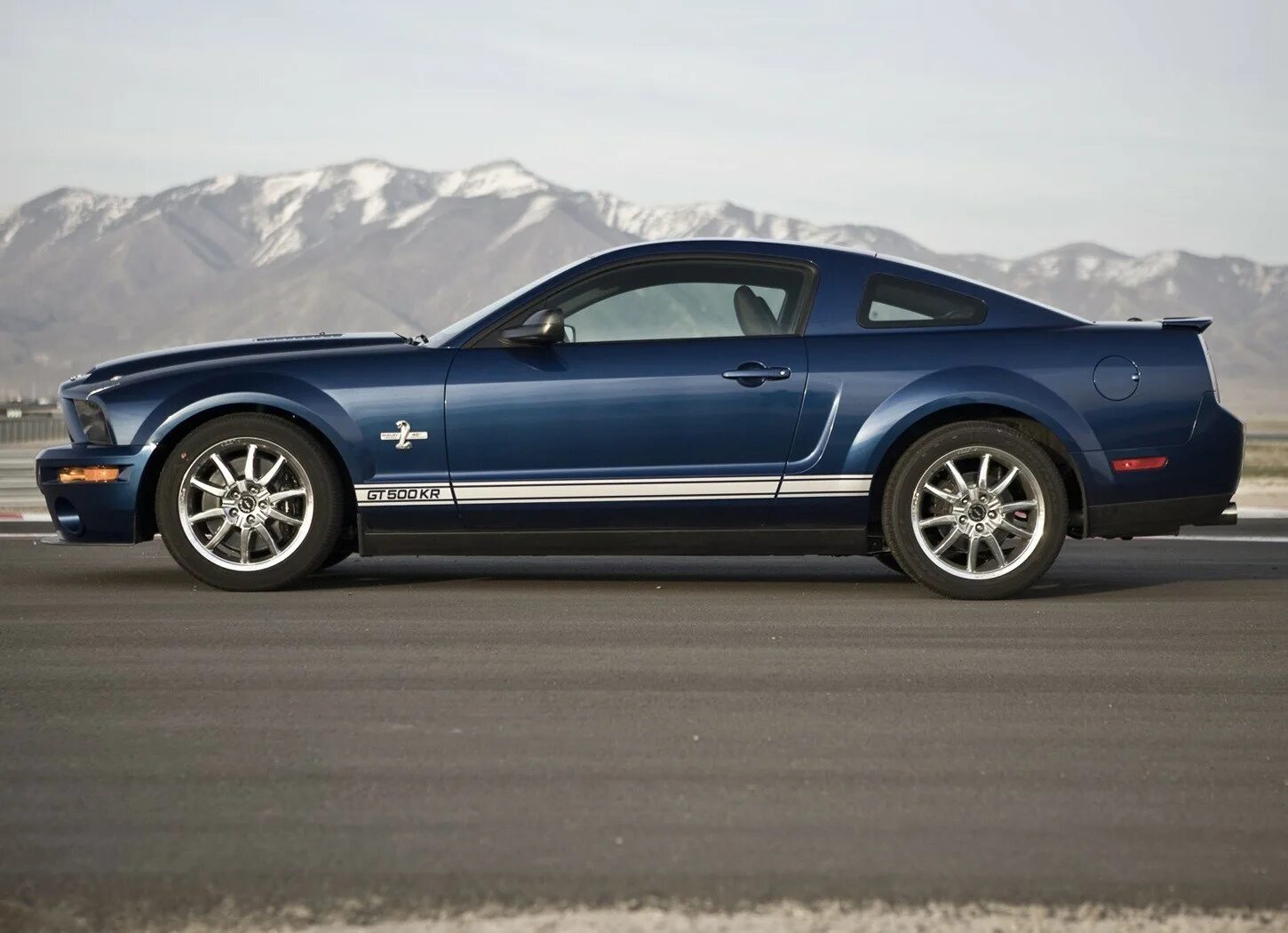 2007 ford mustang saleen parnelli jones limited edition. Ford mustang shelby gt350 2017. Форд мустанг gt 350. Виды мустангов. Ford mustang 2023.