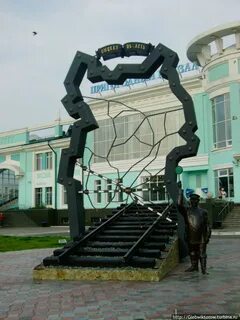 Памятники омска