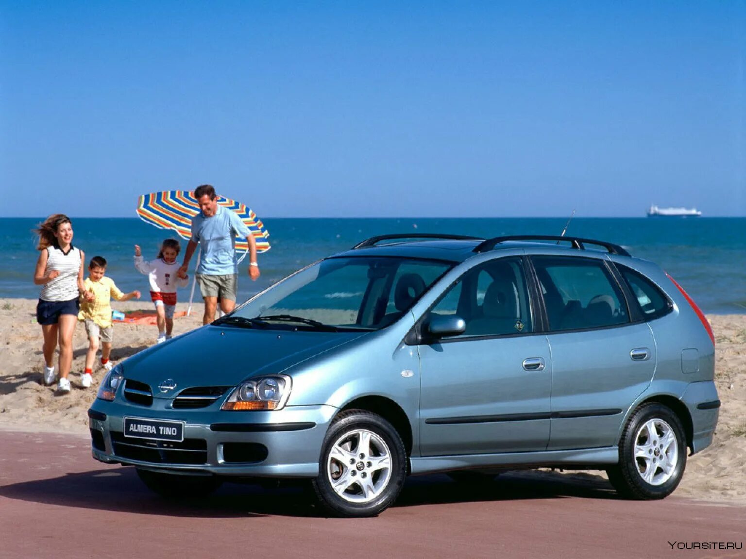Nissan almera tino (v10). Ниссан альмера тино 2000. Ниссан тино фото. Nissan almera tino (v10). Nissan almera tino 2006.