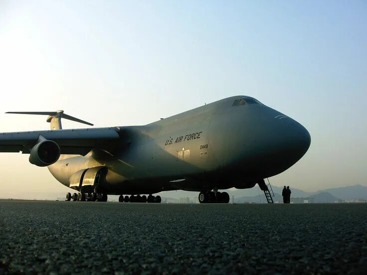 Ан-225 мрия кабина. С124. Видео грузовых самолетов. Lockheed c-5 galaxy. С124.