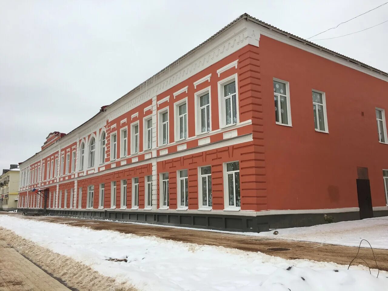 4 школа старая русса. В старой руссе вторая школа. 5 школа старая русса. Школа 2 старая русса. Директор школы 8 старая русса.