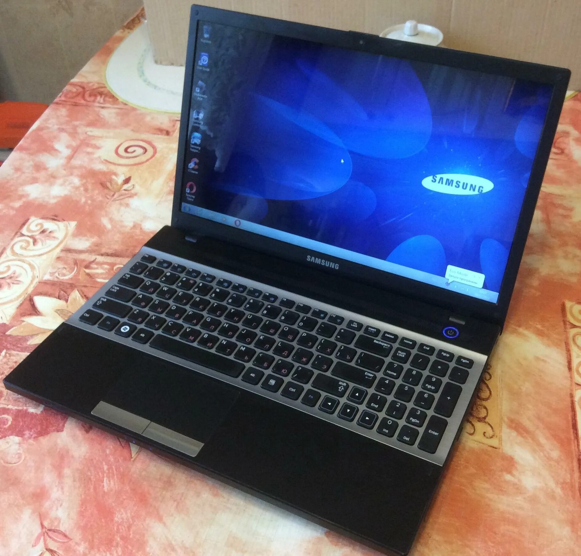 Samsung 305v5a-t09 сокет. Np305v5a. Np305v5a. Np305v5a. Np305v5a-s07.