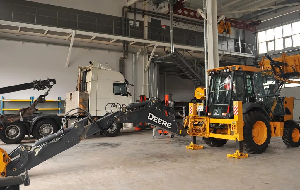 ремонт грузовой спецтехники. грузовой автоэлектрик скания. грузовой автосервис. слесарь грузовых автомобилей. глобал трак сервис пушкино.