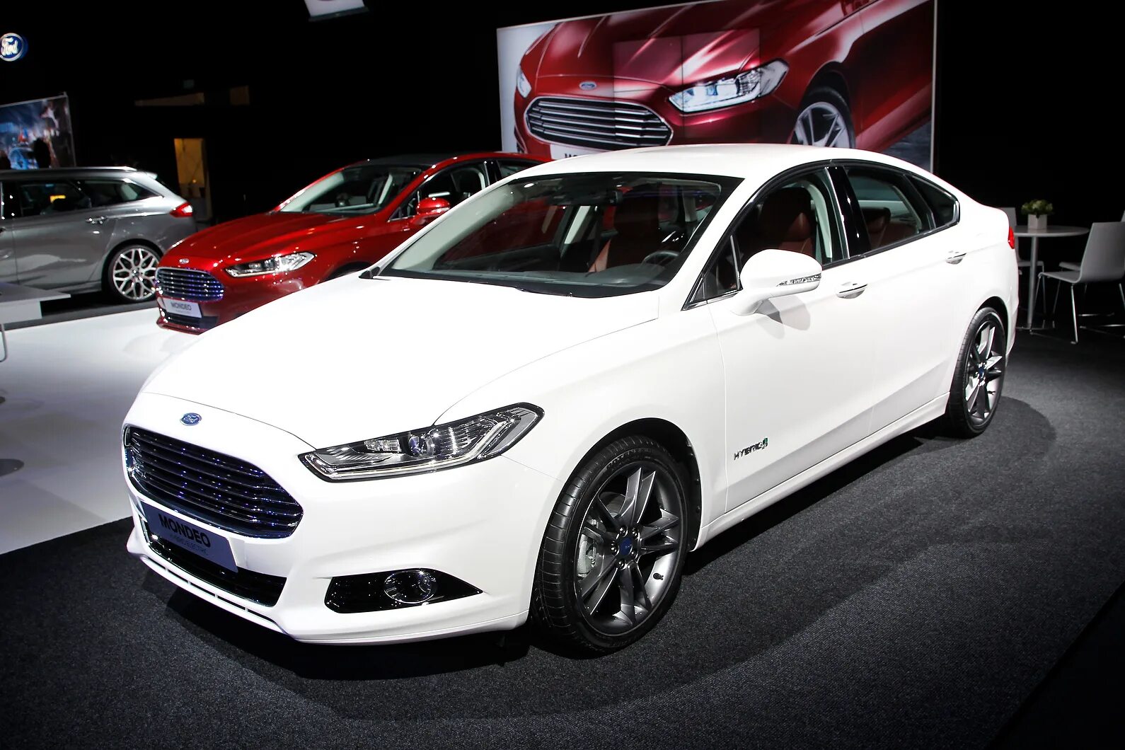 Мондео 5 авито. Форд мондео 5. форд мондео 5 белый. ford mondeo 2013. форд мондео 2013.